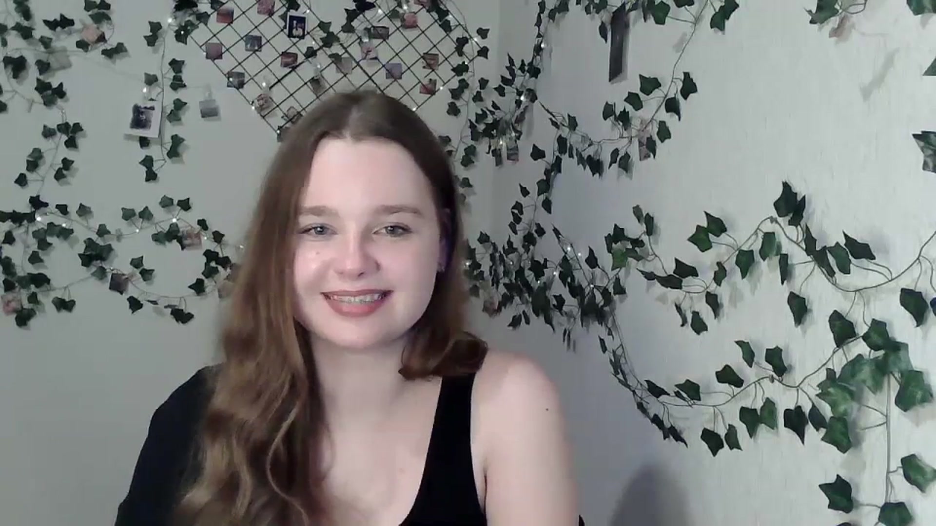 Gallery image thumbnail from New_Lina's myfreecams stream on, 02/29/2024, 23:09 image 19 of 20
