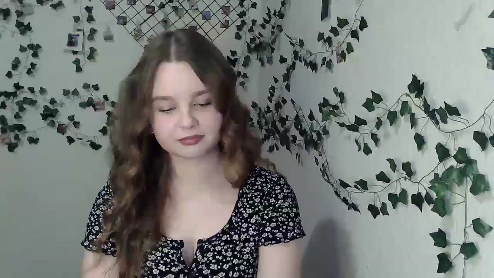 Gallery image thumbnail from New_Lina's myfreecams stream on, 03/01/2024, 19:12 image 3 of 20