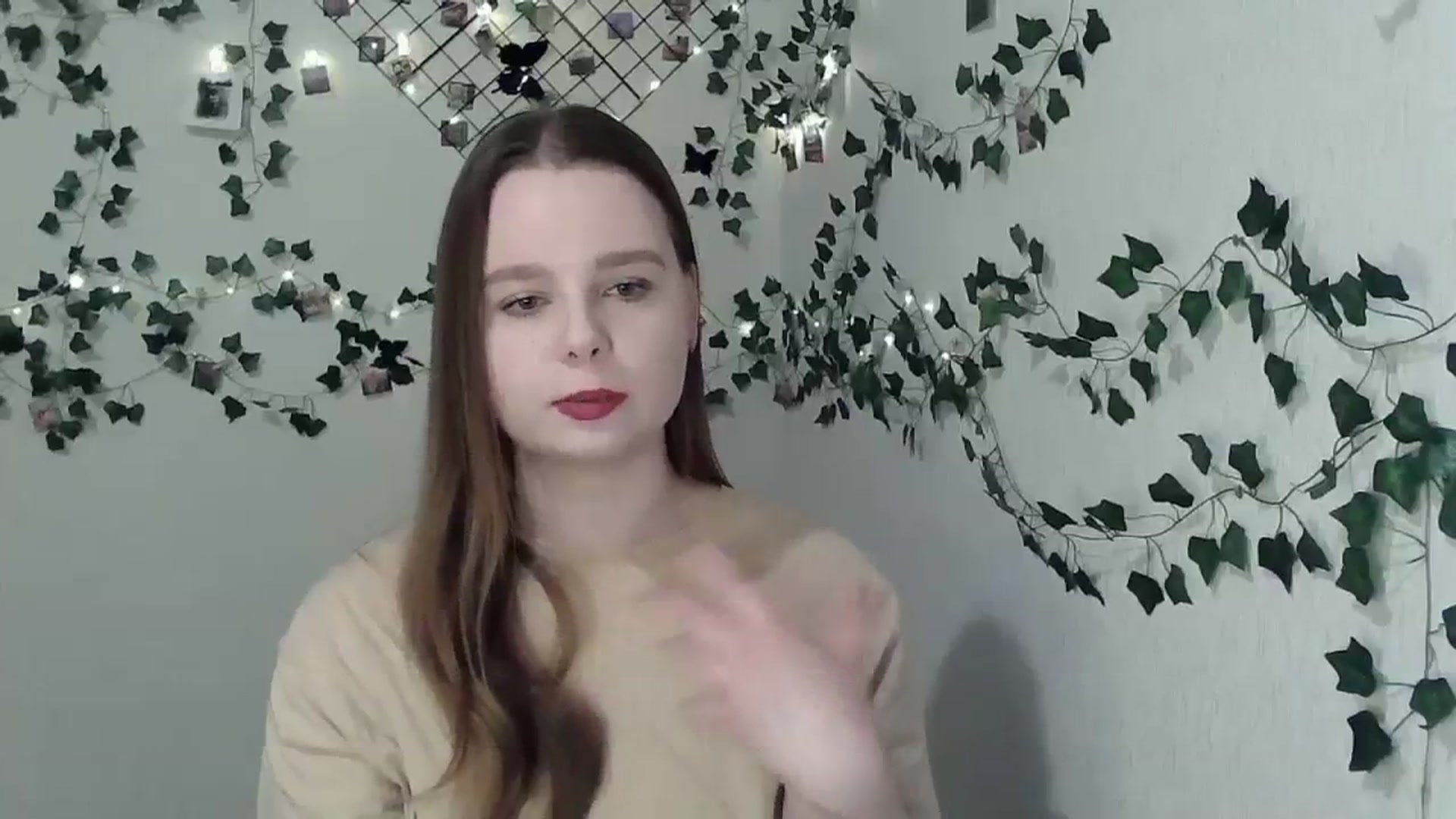 Gallery image thumbnail from New_Lina's myfreecams stream on, 04/13/2024, 18:46 image 7 of 20