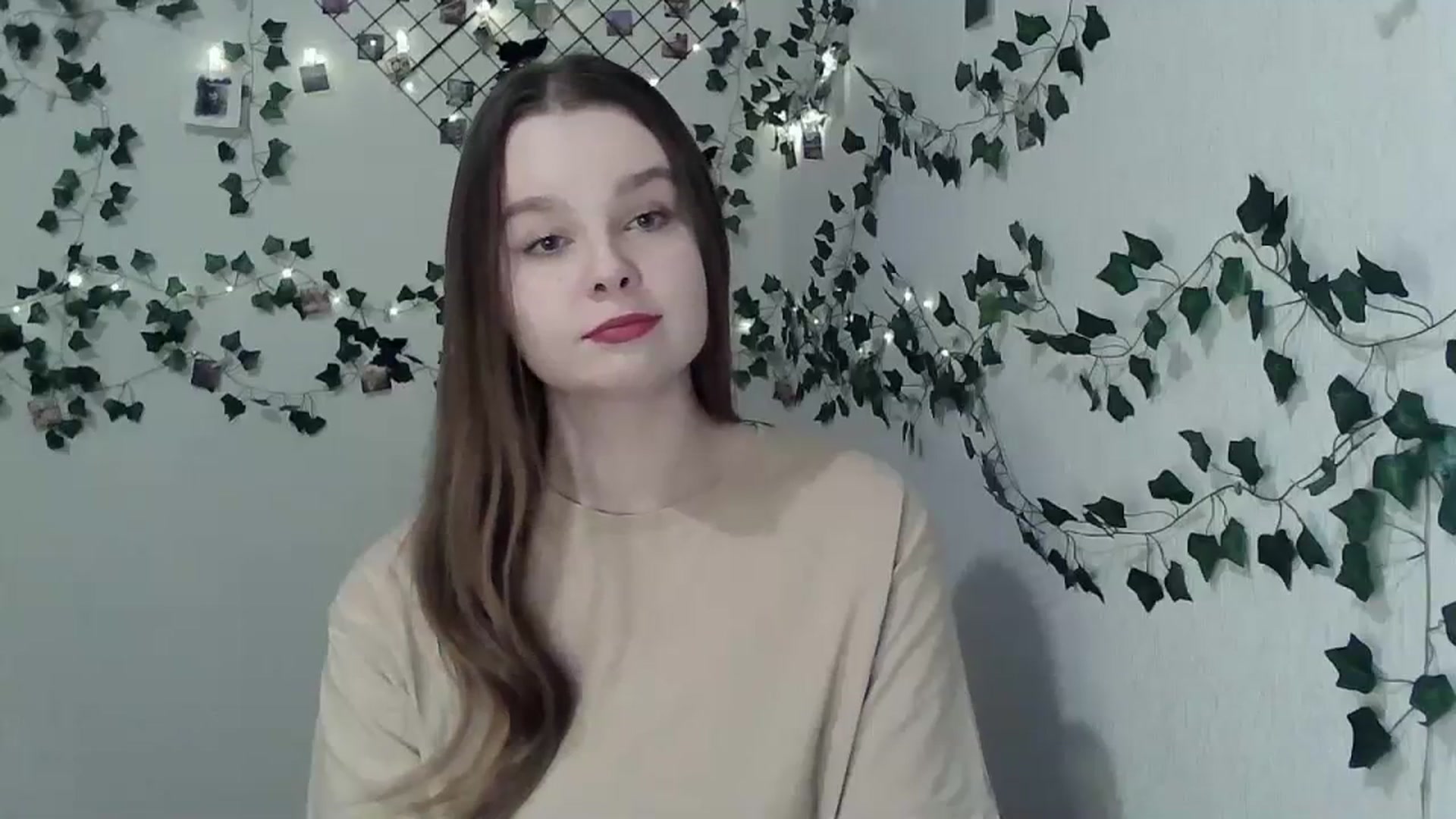 Gallery image thumbnail from New_Lina's myfreecams stream on, 04/13/2024, 18:46 image 19 of 20