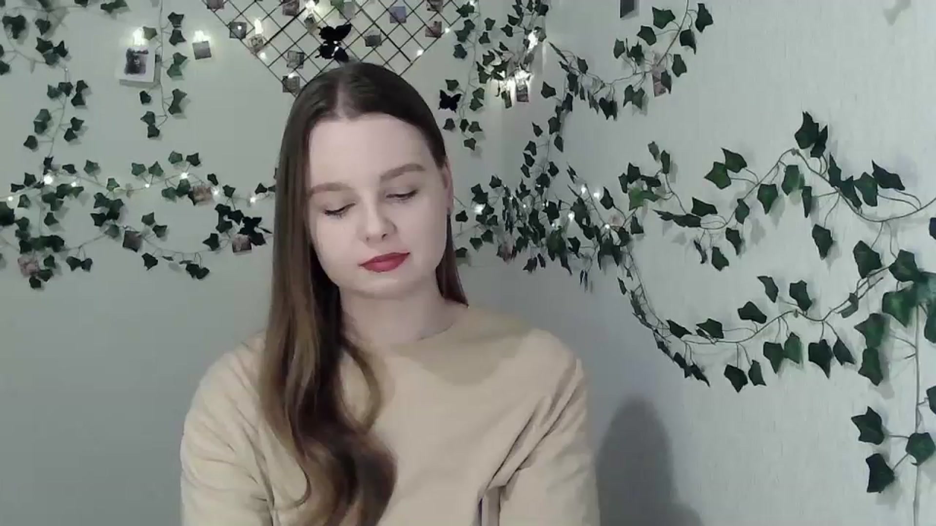 Gallery image thumbnail from New_Lina's myfreecams stream on, 04/13/2024, 18:46 image 3 of 20
