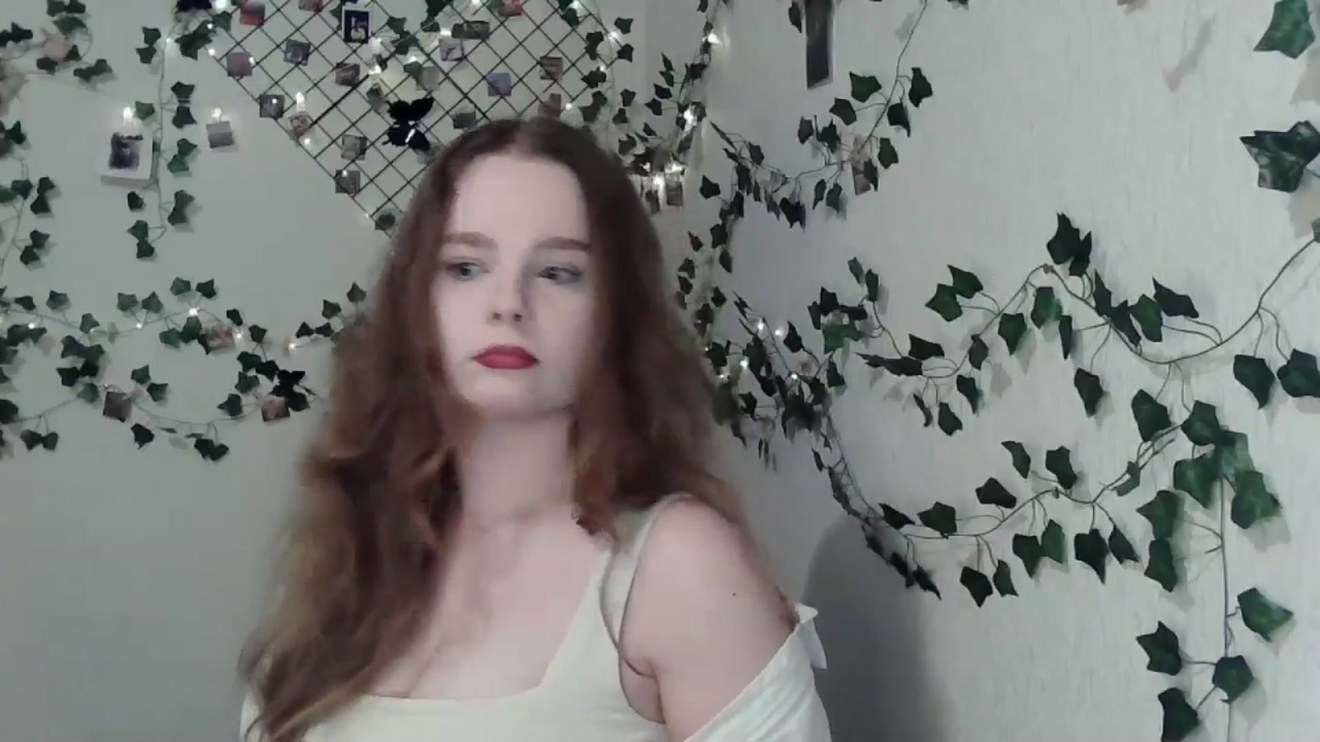 Gallery image thumbnail from New_Lina's myfreecams stream on, 05/07/2024, 17:48 image 20 of 20