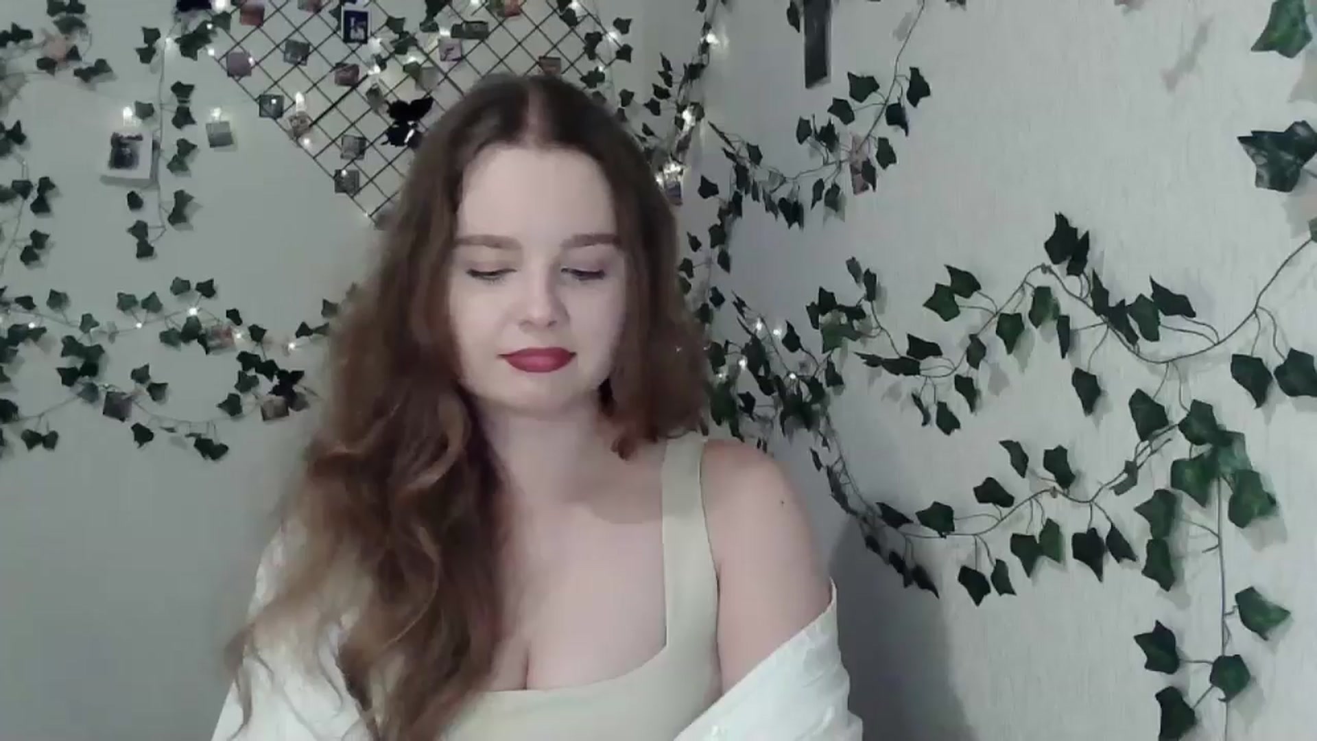 Gallery image thumbnail from New_Lina's myfreecams stream on, 05/07/2024, 17:48 image 6 of 20