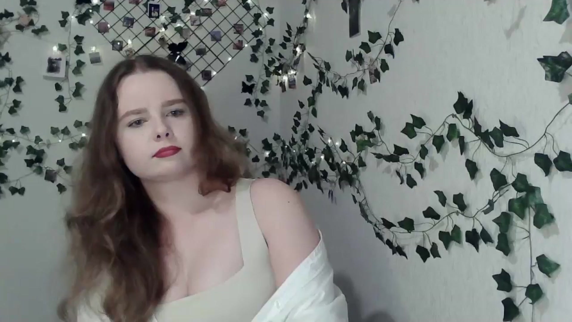Gallery image thumbnail from New_Lina's myfreecams stream on, 05/07/2024, 17:48 image 7 of 20