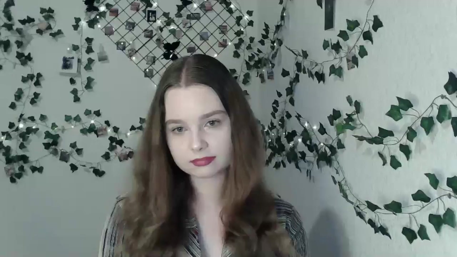 Gallery image thumbnail from New_Lina's myfreecams stream on, 05/30/2024, 19:08 image 10 of 20