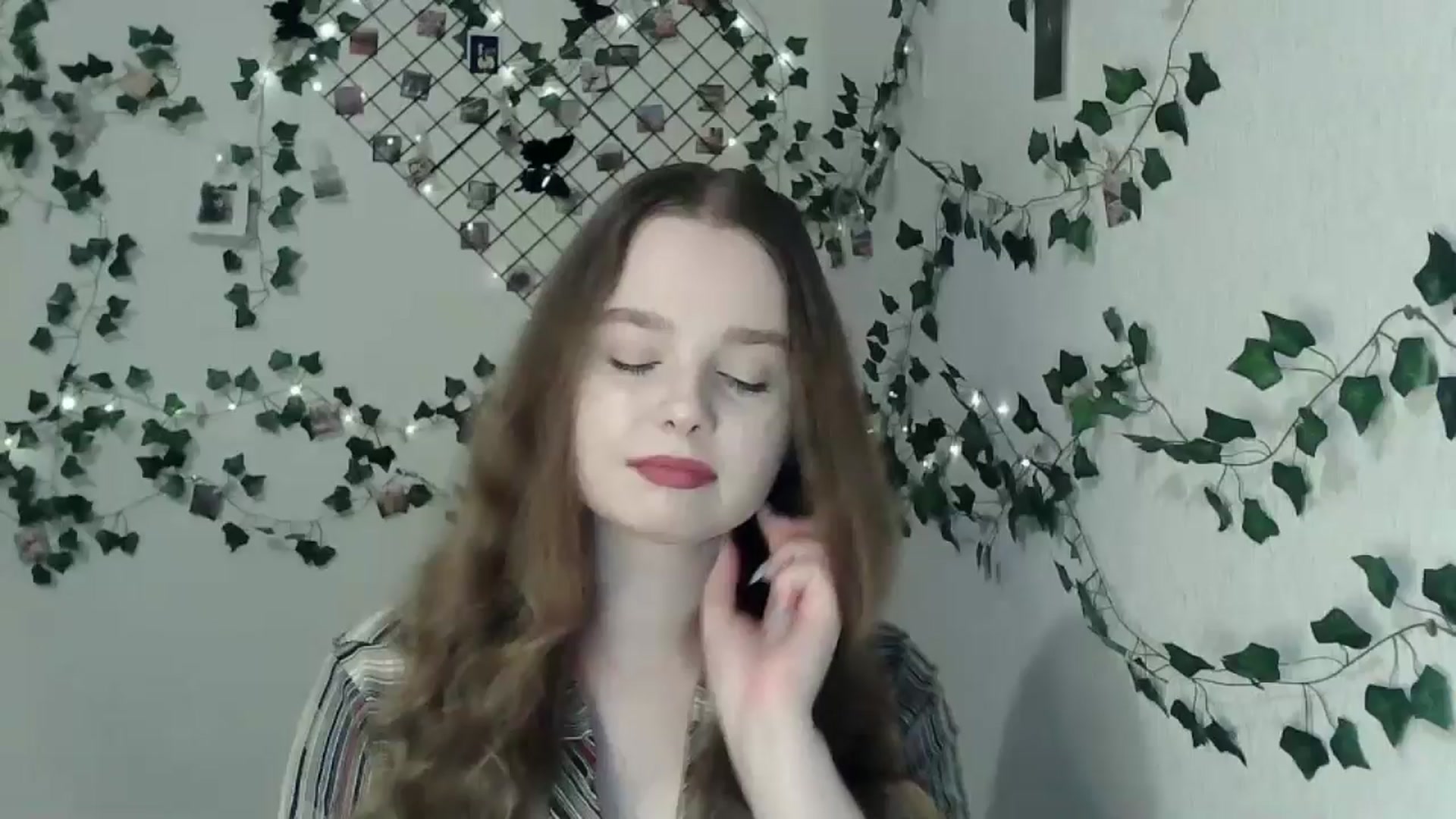 Gallery image thumbnail from New_Lina's myfreecams stream on, 05/30/2024, 19:08 image 1 of 20