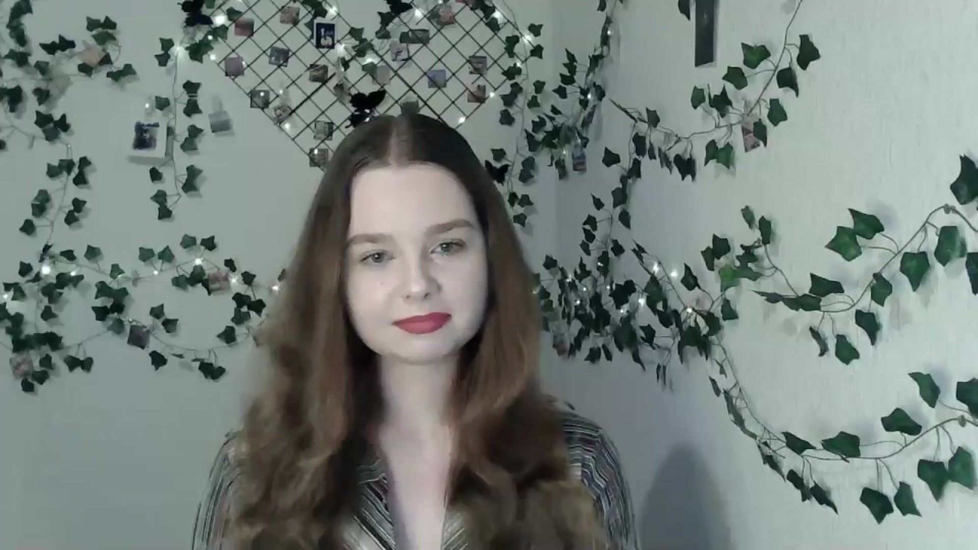Gallery image thumbnail from New_Lina's myfreecams stream on, 05/30/2024, 19:08 image 8 of 20