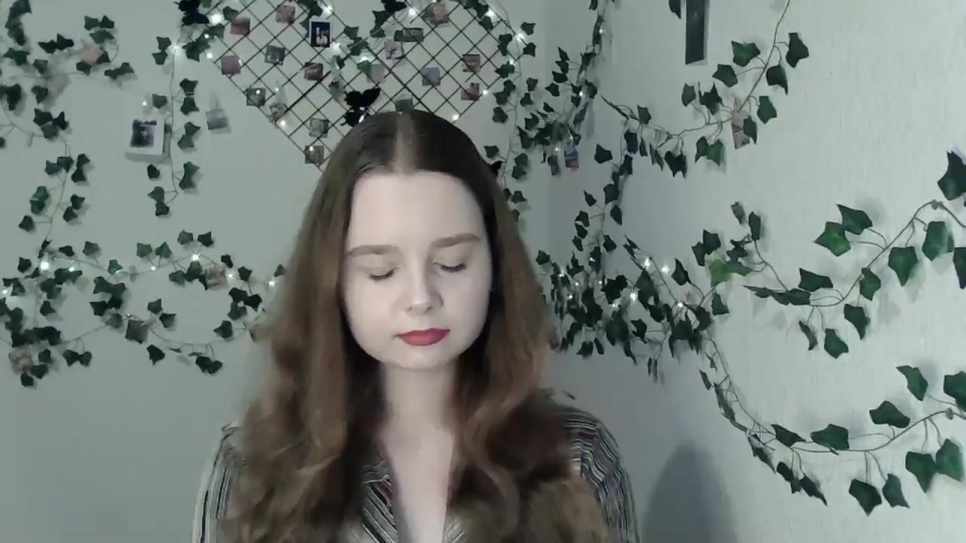 Gallery image thumbnail from New_Lina's myfreecams stream on, 05/30/2024, 19:08 image 6 of 20