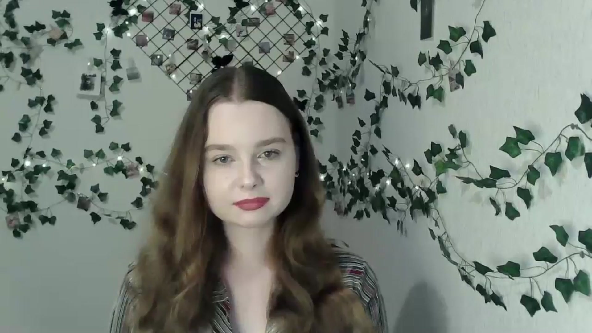 Gallery image thumbnail from New_Lina's myfreecams stream on, 05/30/2024, 19:08 image 3 of 20
