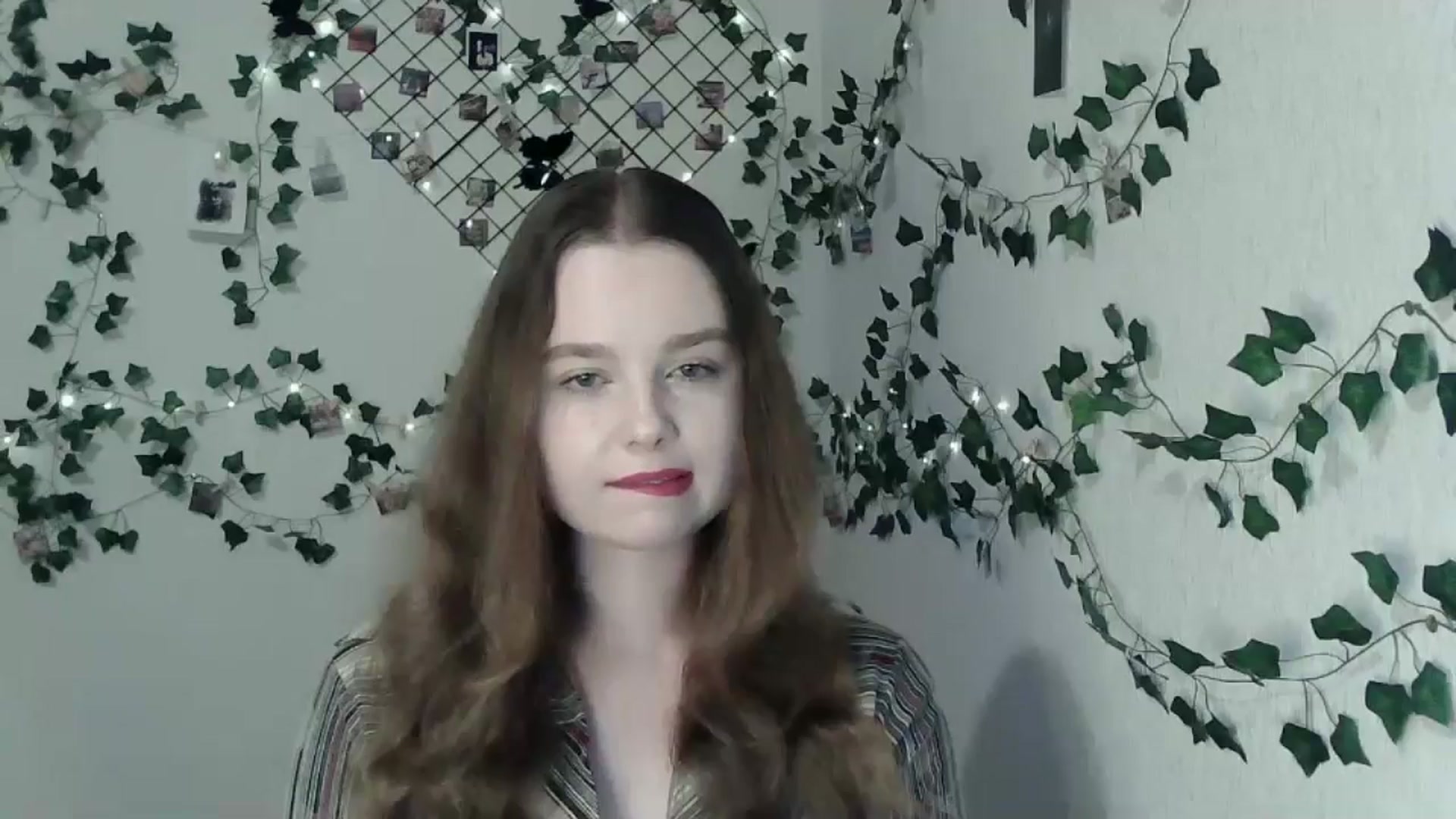 Gallery image thumbnail from New_Lina's myfreecams stream on, 05/30/2024, 19:08 image 12 of 20