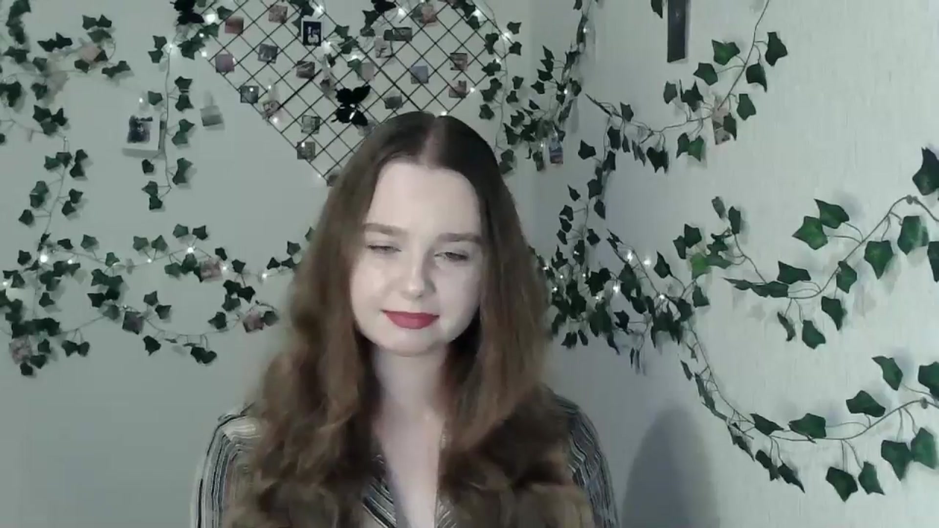 Gallery image thumbnail from New_Lina's myfreecams stream on, 05/30/2024, 19:08 image 19 of 20