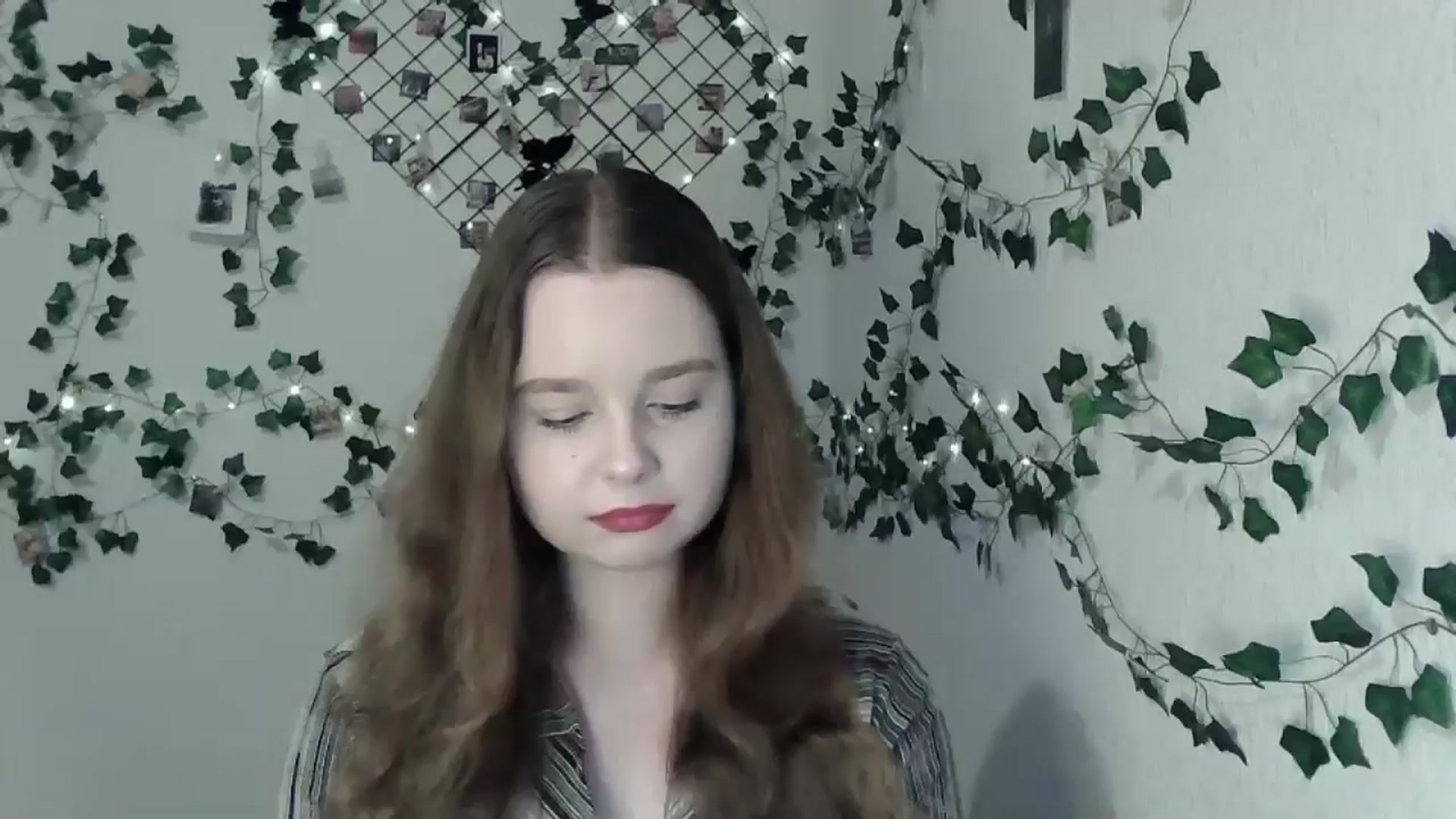 Gallery image thumbnail from New_Lina's myfreecams stream on, 05/30/2024, 19:08 image 7 of 20