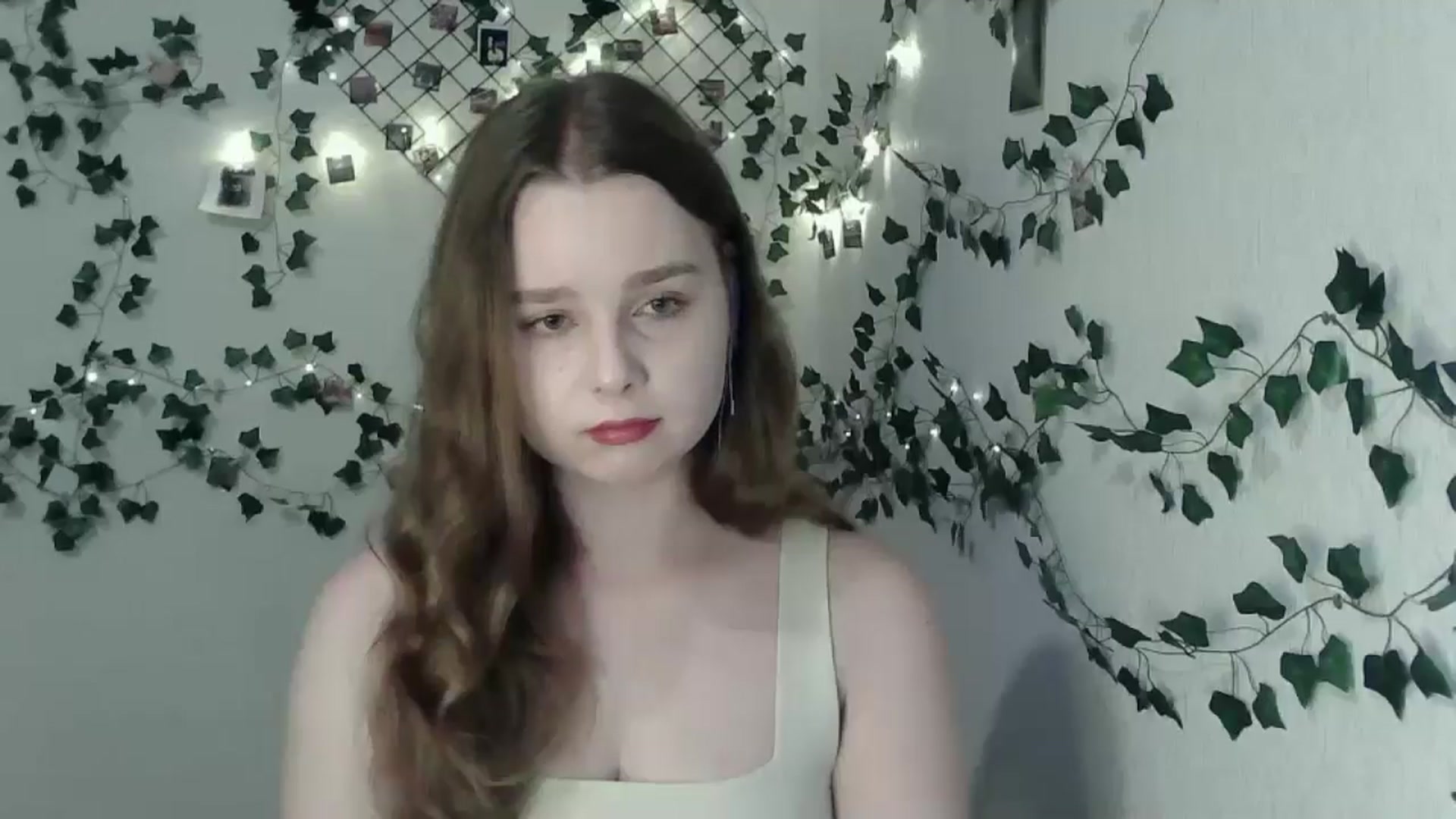 Gallery image thumbnail from New_Lina's myfreecams stream on, 06/15/2024, 18:37 image 11 of 20