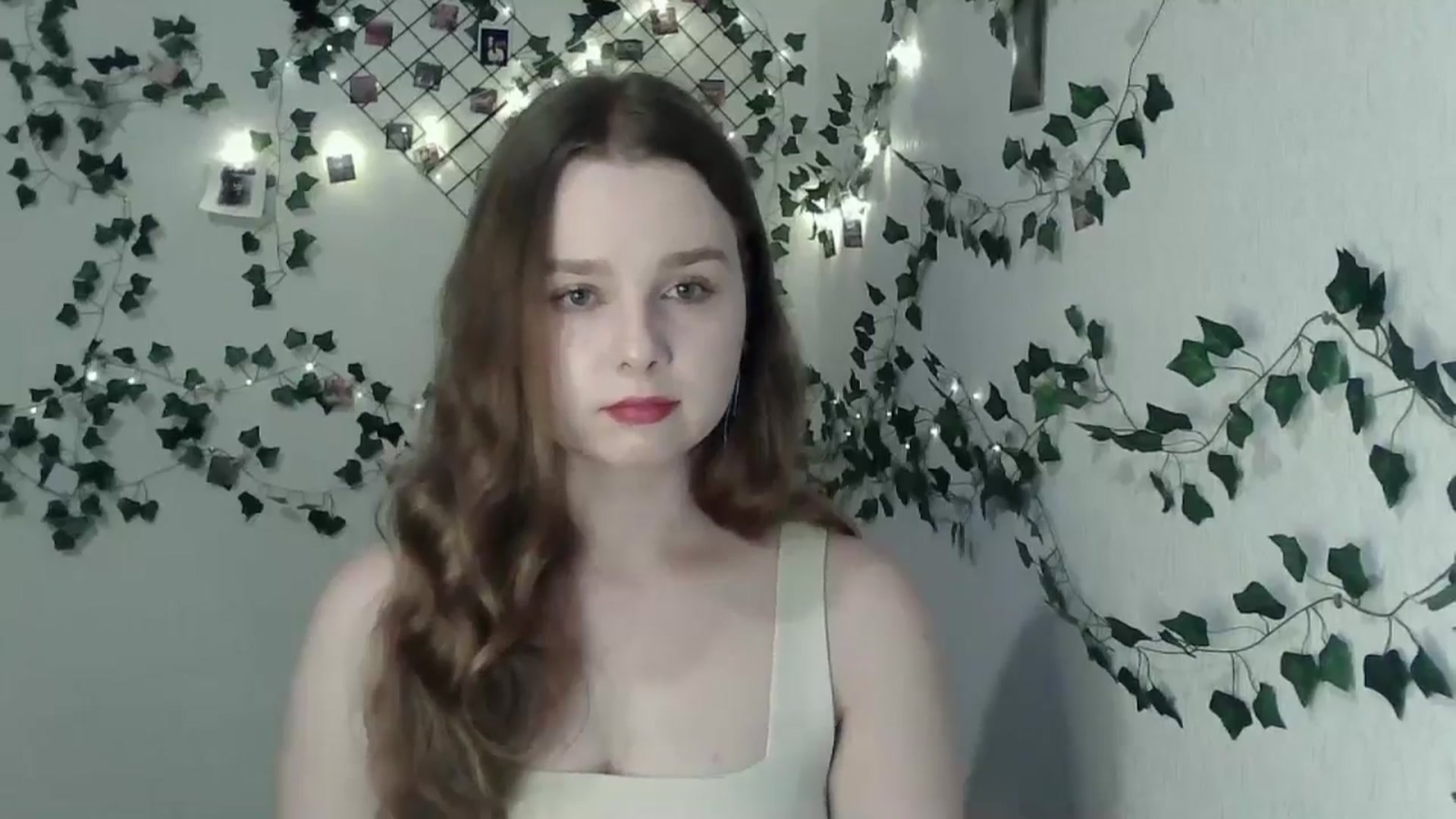 Gallery image thumbnail from New_Lina's myfreecams stream on, 06/15/2024, 18:37 image 10 of 20