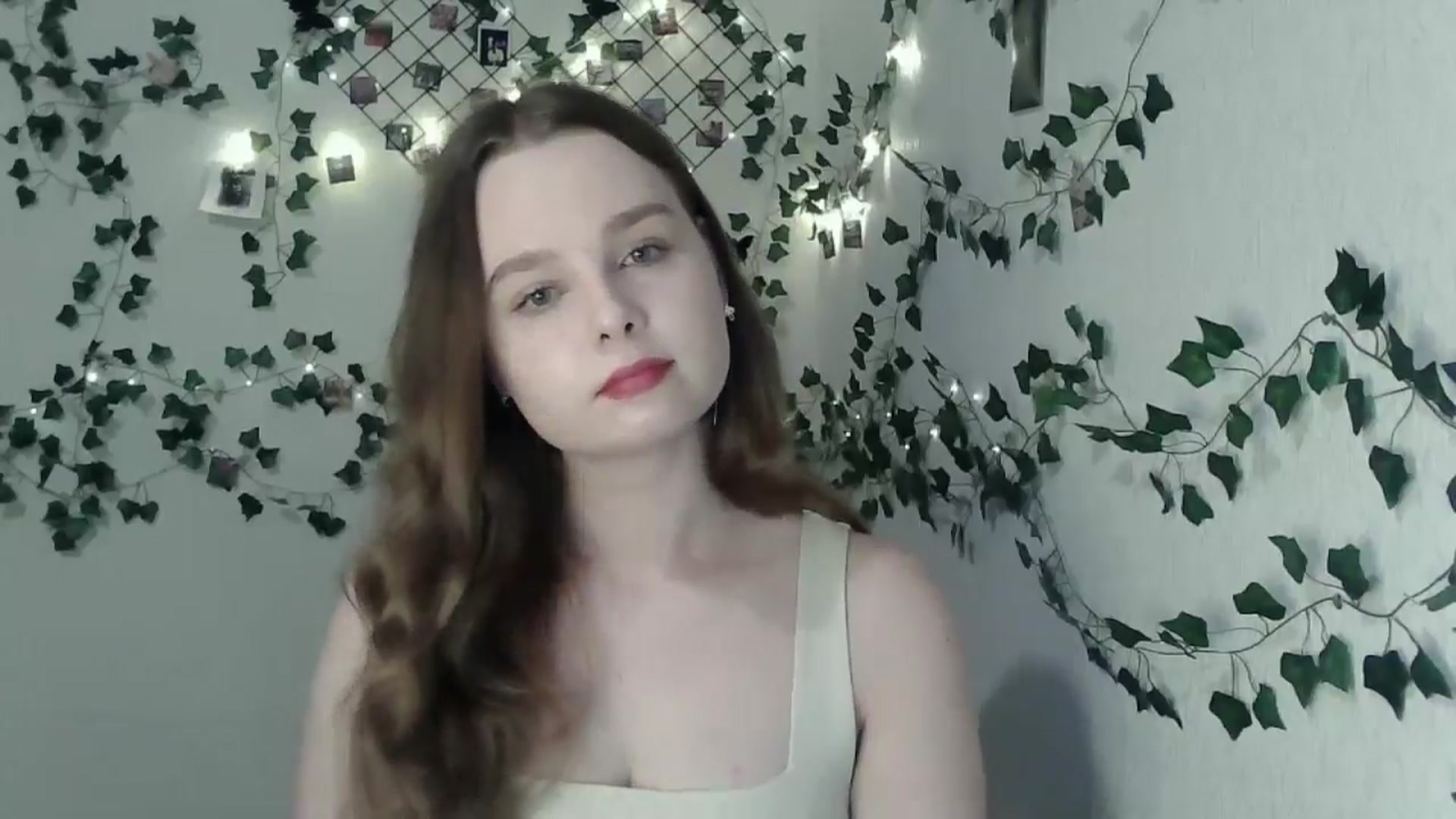 Gallery image thumbnail from New_Lina's myfreecams stream on, 06/15/2024, 18:37 image 6 of 20