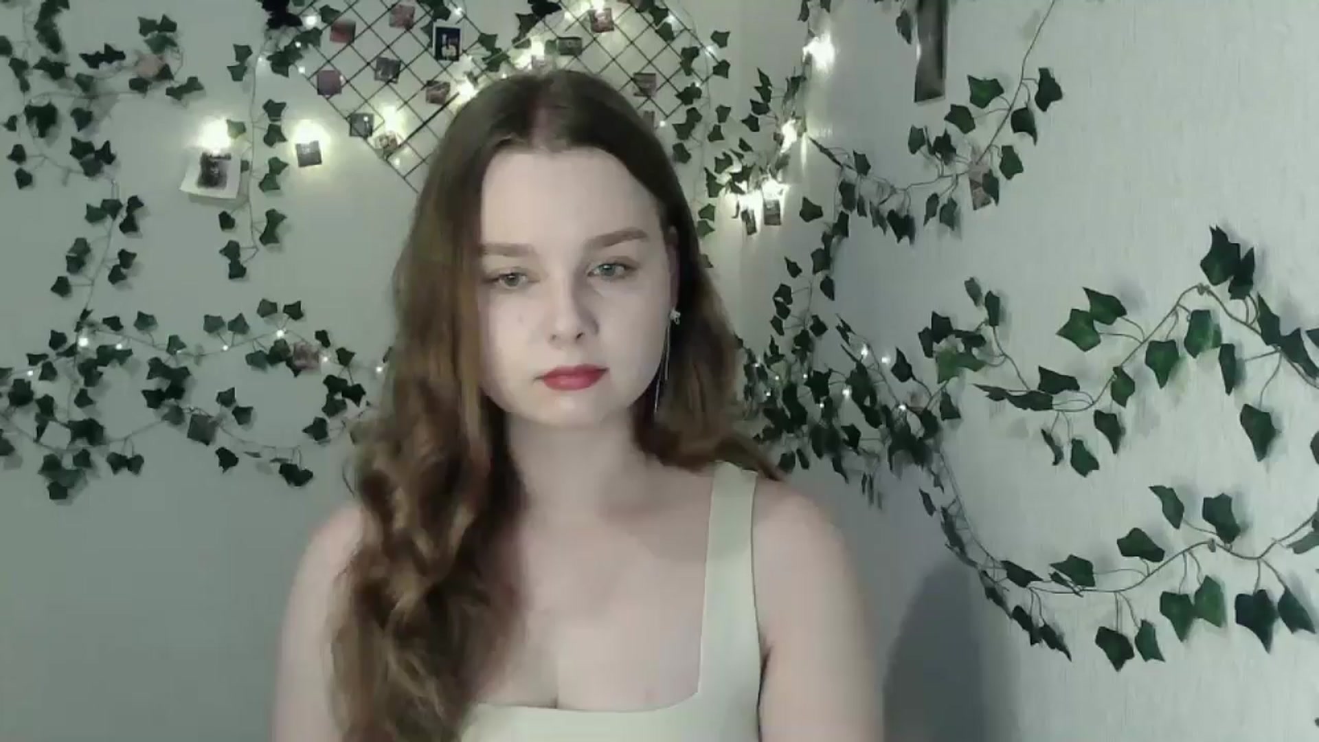 Gallery image thumbnail from New_Lina's myfreecams stream on, 06/15/2024, 18:37 image 2 of 20