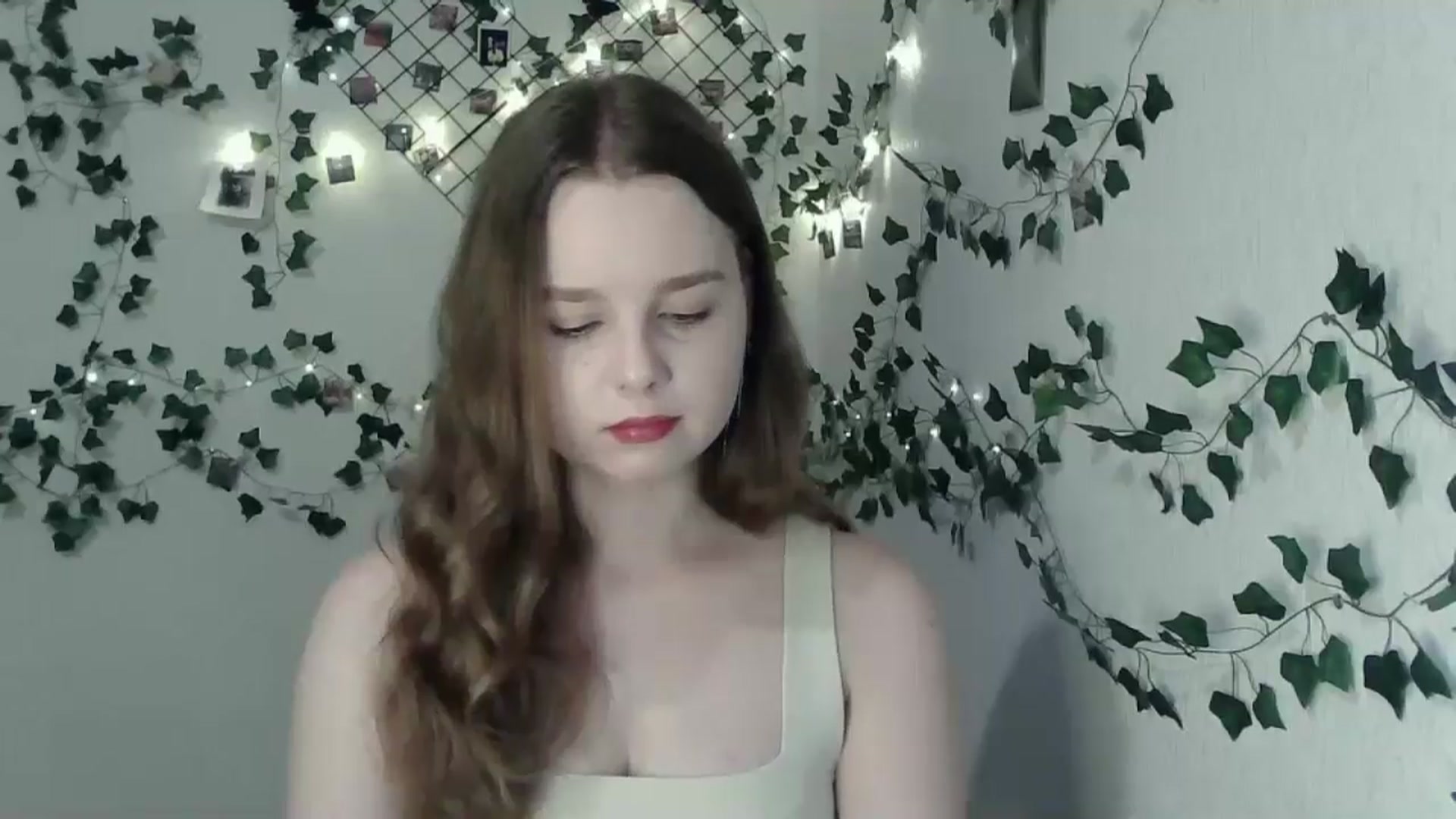 Gallery image thumbnail from New_Lina's myfreecams stream on, 06/15/2024, 18:37 image 9 of 20