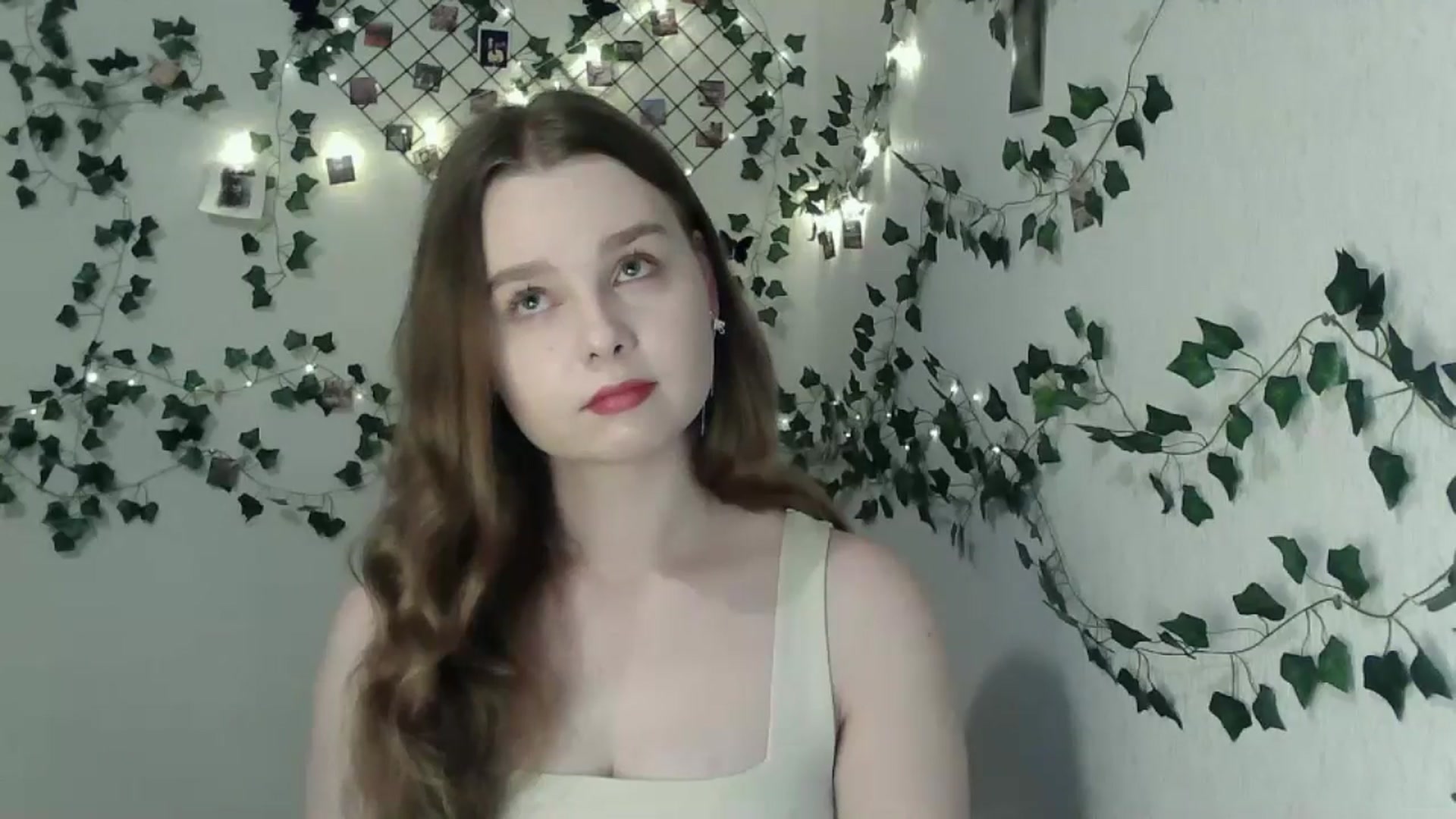 Gallery image thumbnail from New_Lina's myfreecams stream on, 06/15/2024, 18:37 image 3 of 20