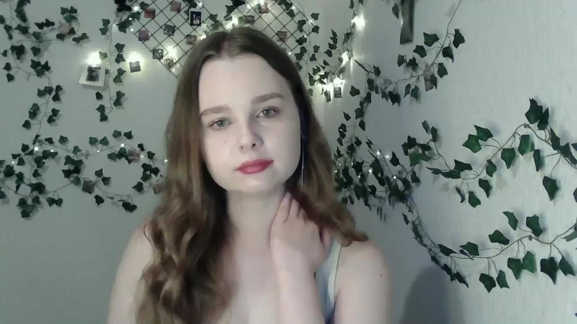 Gallery image thumbnail from New_Lina's myfreecams stream on, 06/15/2024, 18:37 image 16 of 20