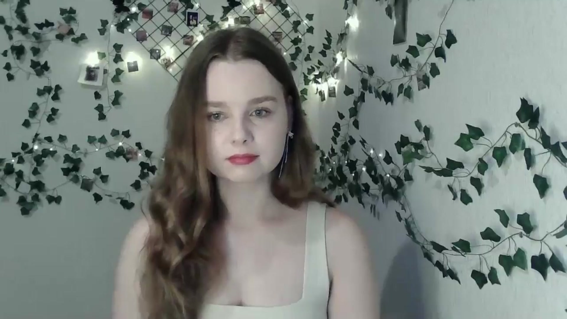 Gallery image thumbnail from New_Lina's myfreecams stream on, 06/15/2024, 18:37 image 7 of 20
