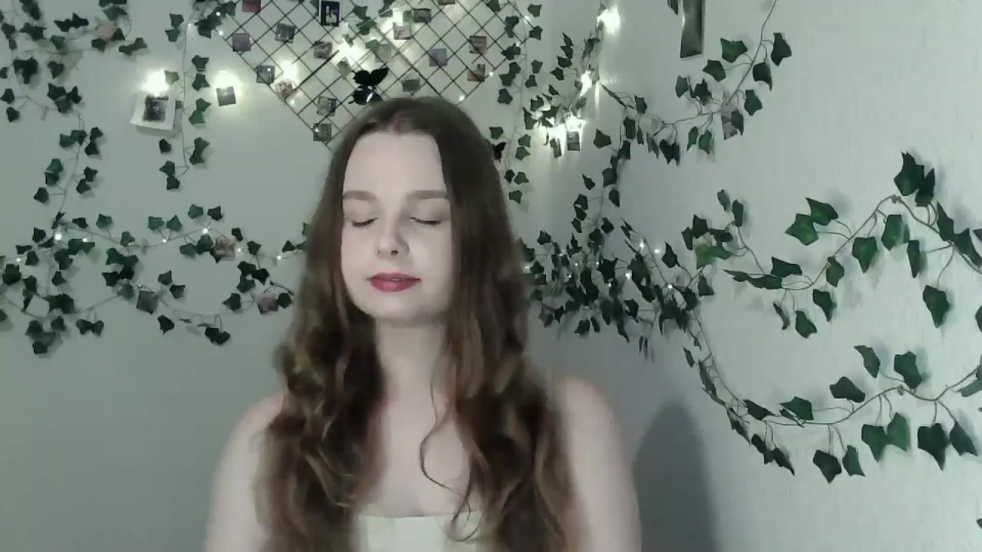 Gallery image thumbnail from New_Lina's myfreecams stream on, 06/15/2024, 19:56 image 2 of 20