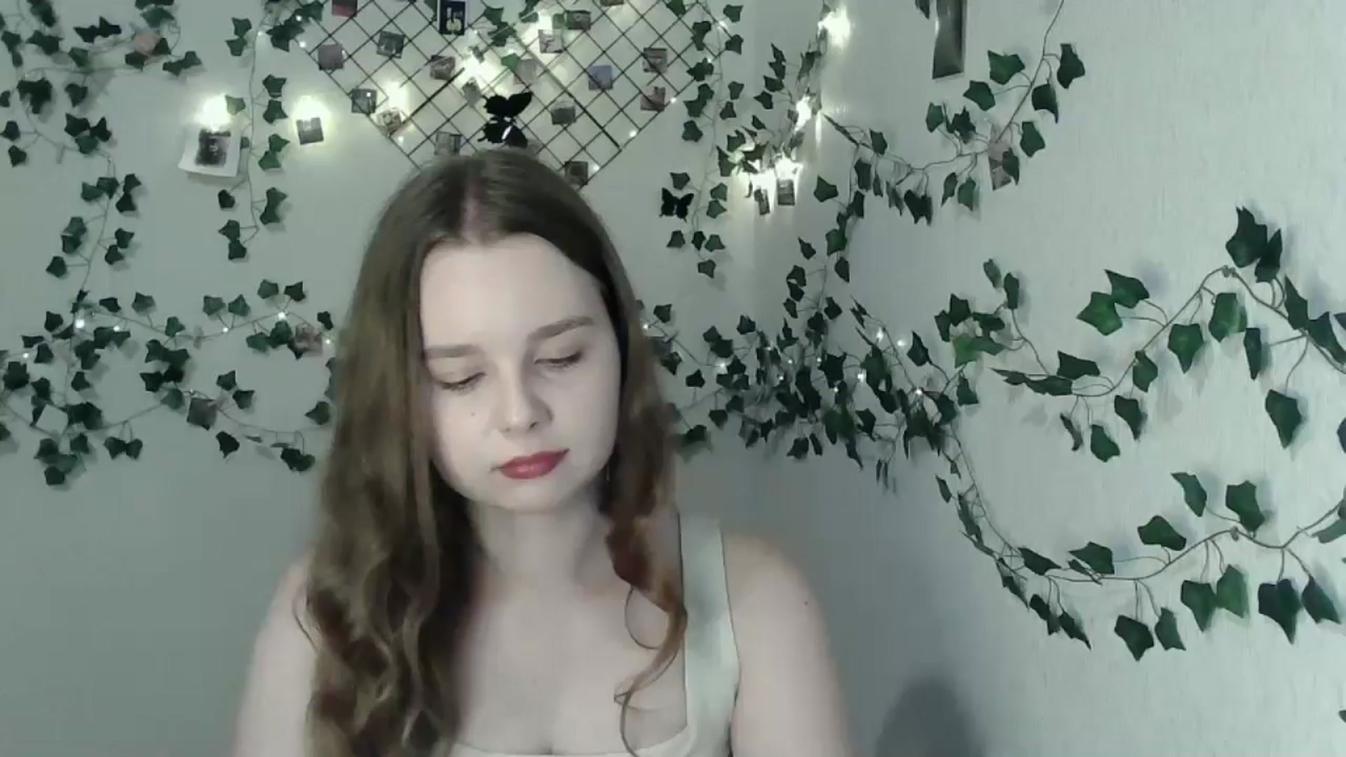 Gallery image thumbnail from New_Lina's myfreecams stream on, 06/15/2024, 19:56 image 15 of 20