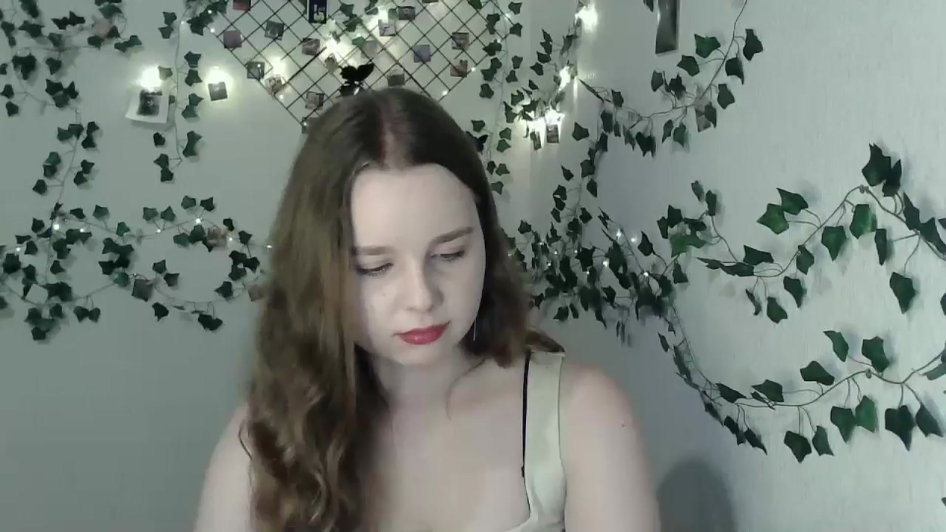Gallery image thumbnail from New_Lina's myfreecams stream on, 06/15/2024, 19:56 image 8 of 20