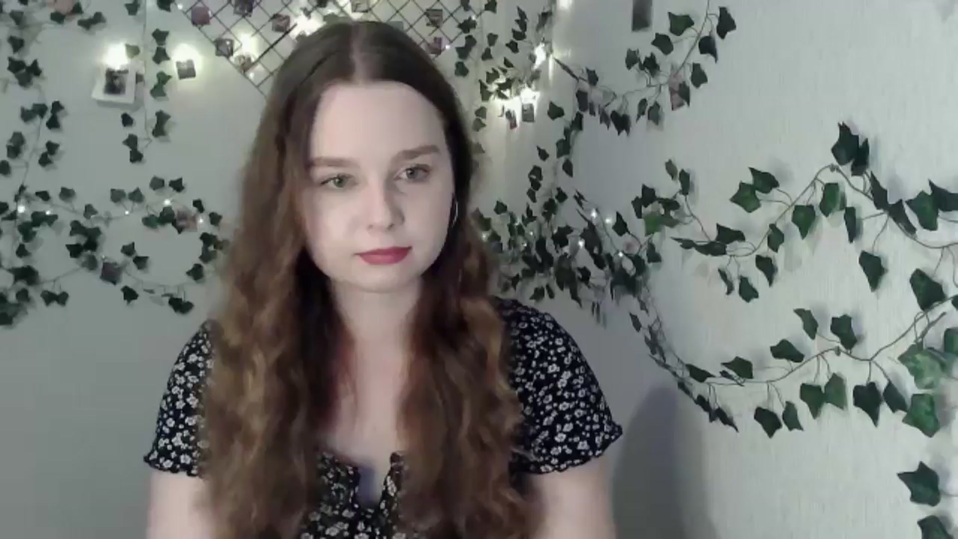 Gallery image thumbnail from New_Lina's myfreecams stream on, 06/21/2024, 20:04 image 3 of 20