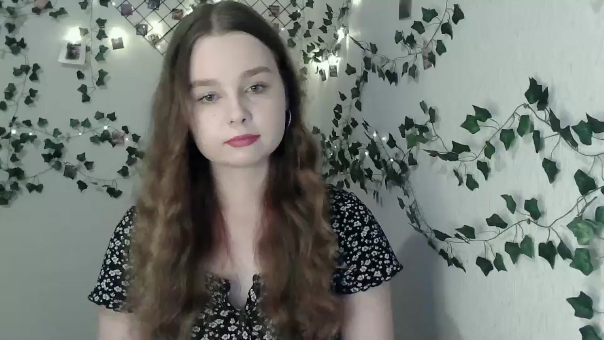 Gallery image thumbnail from New_Lina's myfreecams stream on, 06/21/2024, 20:04 image 6 of 20