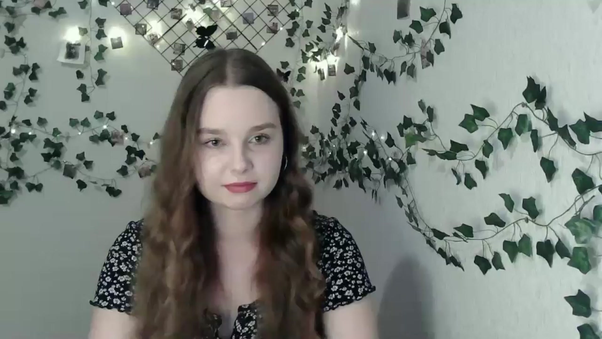 Gallery image thumbnail from New_Lina's myfreecams stream on, 06/21/2024, 20:04 image 8 of 20