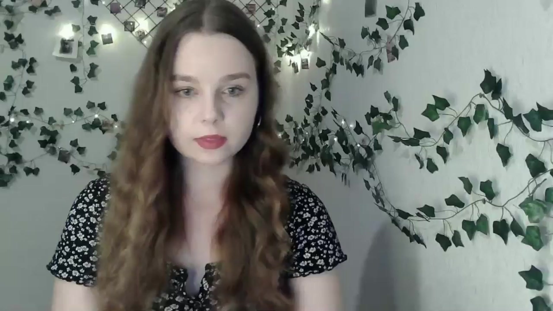 Gallery image thumbnail from New_Lina's myfreecams stream on, 06/21/2024, 20:04 image 11 of 20