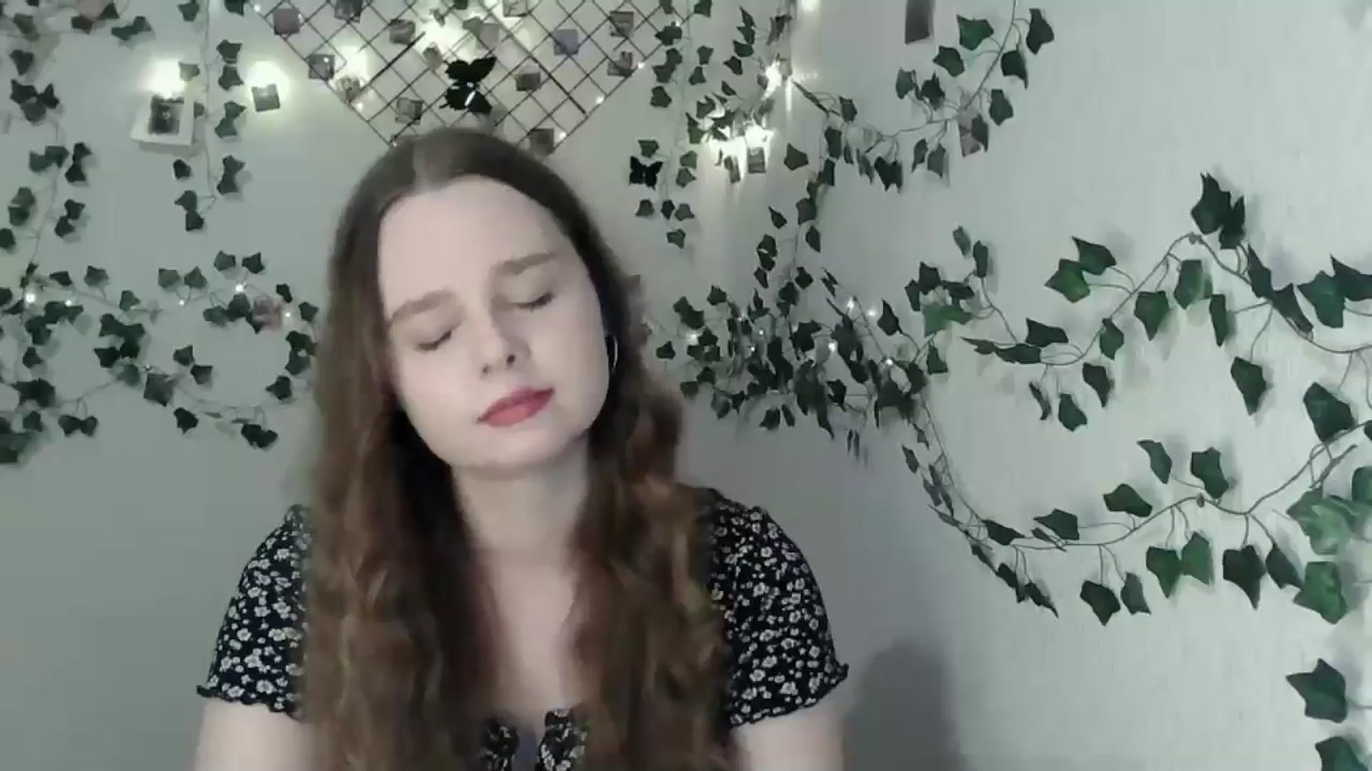 Gallery image thumbnail from New_Lina's myfreecams stream on, 06/21/2024, 20:04 image 9 of 20