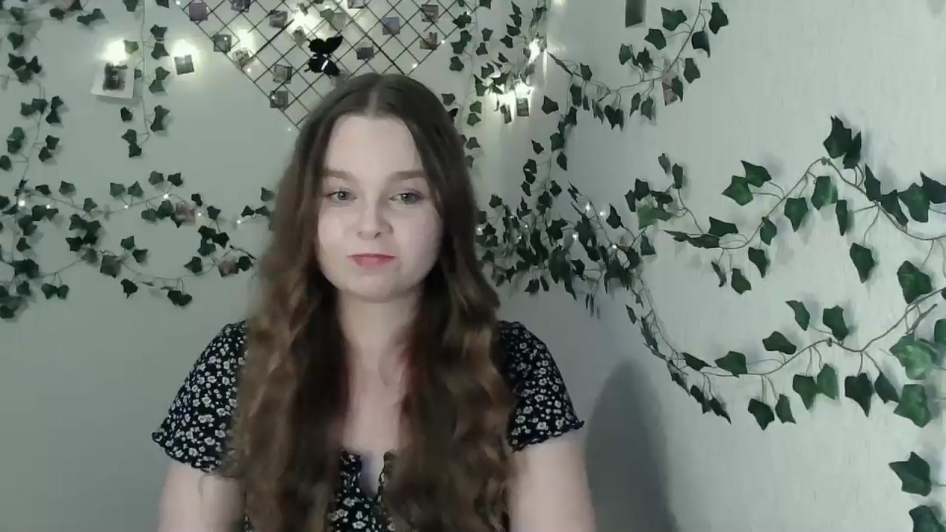 Gallery image thumbnail from New_Lina's myfreecams stream on, 06/21/2024, 21:06 image 9 of 20
