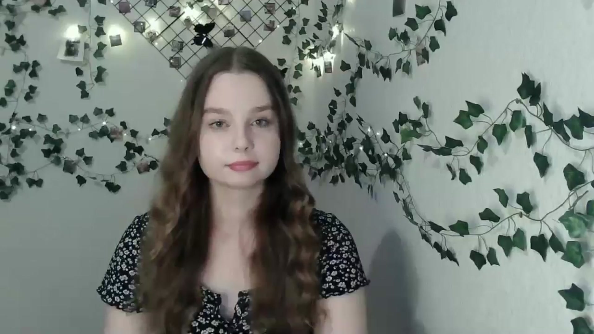 Gallery image thumbnail from New_Lina's myfreecams stream on, 06/21/2024, 21:06 image 17 of 20