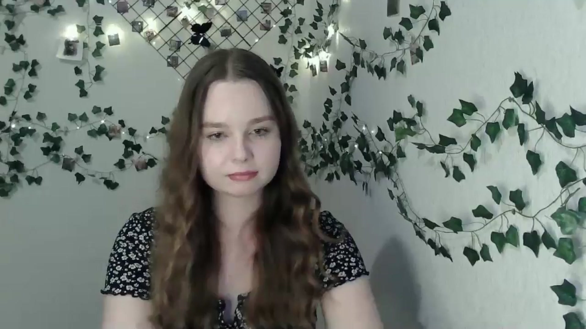 Gallery image thumbnail from New_Lina's myfreecams stream on, 06/21/2024, 21:06 image 13 of 20