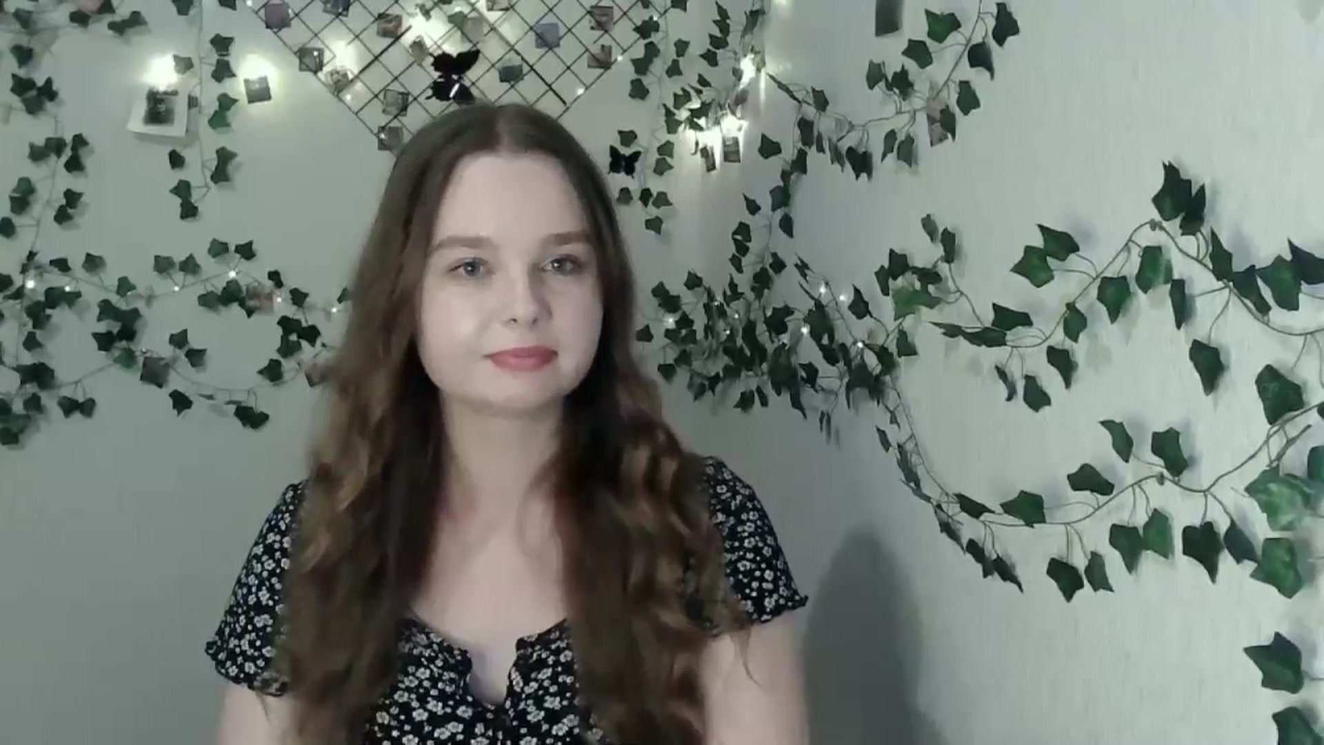 Gallery image thumbnail from New_Lina's myfreecams stream on, 06/21/2024, 21:06 image 14 of 20