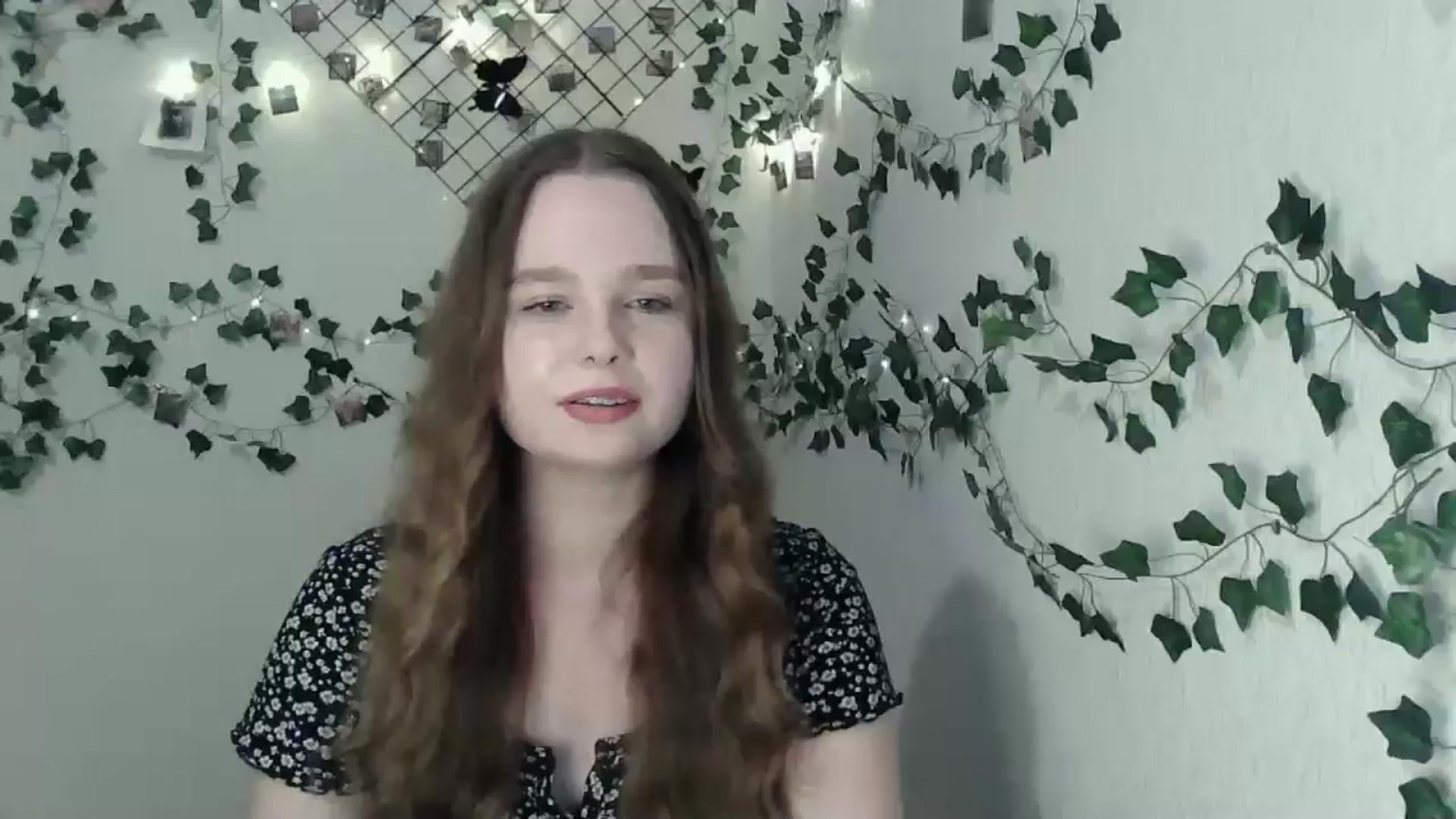 Gallery image thumbnail from New_Lina's myfreecams stream on, 06/21/2024, 21:06 image 4 of 20