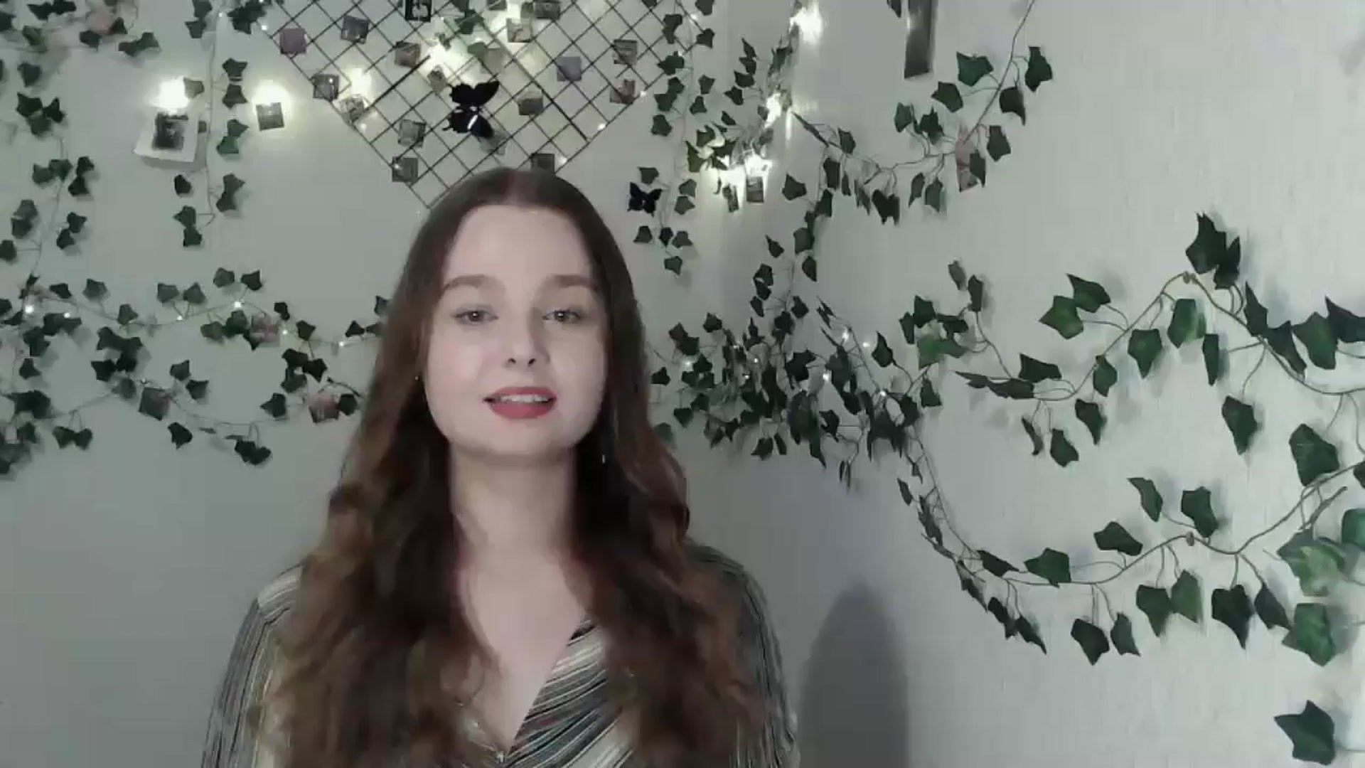 Gallery image thumbnail from New_Lina's myfreecams stream on, 06/22/2024, 22:20 image 15 of 20