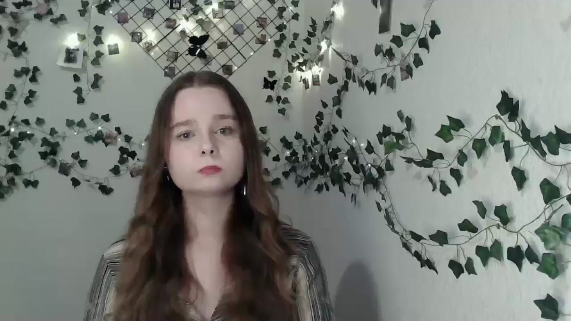 Gallery image thumbnail from New_Lina's myfreecams stream on, 06/22/2024, 22:20 image 14 of 20