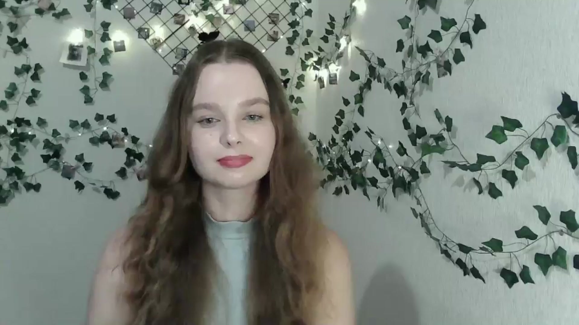 Gallery image thumbnail from New_Lina's myfreecams stream on, 08/12/2024, 21:10 image 3 of 20