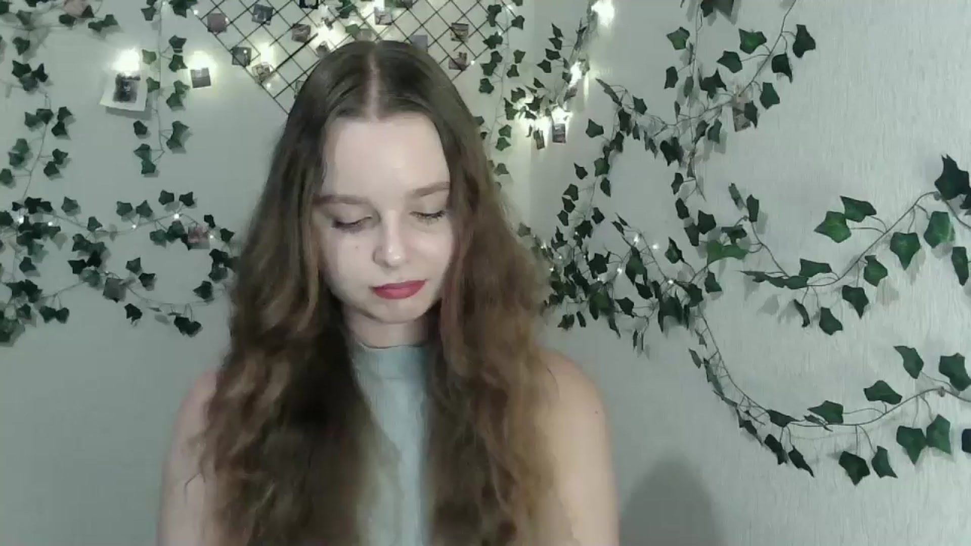 Gallery image thumbnail from New_Lina's myfreecams stream on, 08/12/2024, 21:10 image 1 of 20