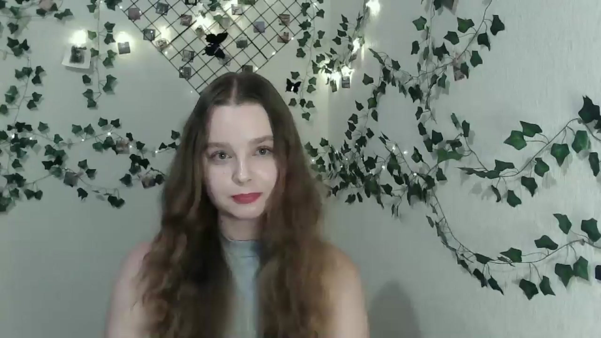 Gallery image thumbnail from New_Lina's myfreecams stream on, 08/12/2024, 21:10 image 7 of 20