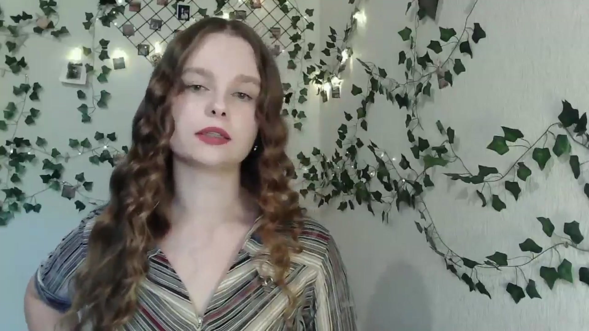 Gallery image thumbnail from New_Lina's myfreecams stream on, 08/14/2024, 10:33 image 17 of 20