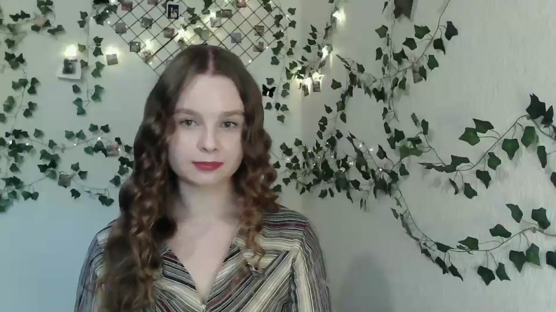 Gallery image thumbnail from New_Lina's myfreecams stream on, 08/14/2024, 10:33 image 3 of 20