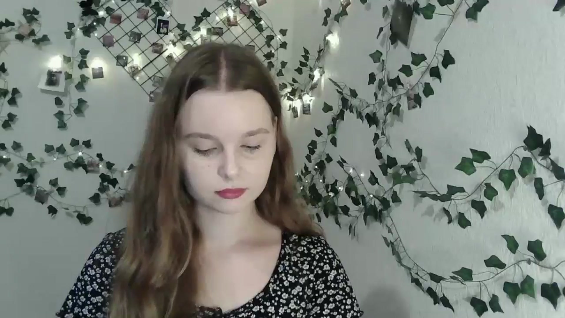 Gallery image thumbnail from New_Lina's myfreecams stream on, 08/31/2024, 17:52 image 16 of 20