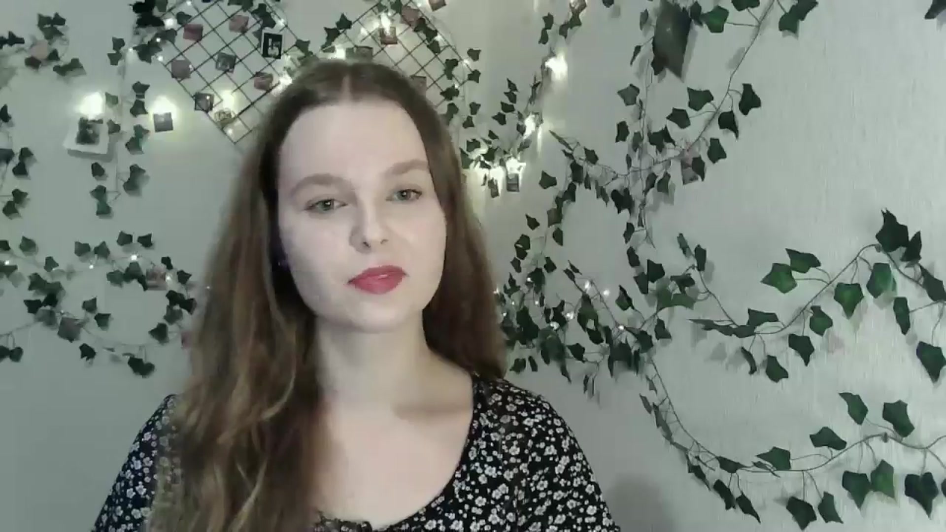 Gallery image thumbnail from New_Lina's myfreecams stream on, 08/31/2024, 17:52 image 5 of 20