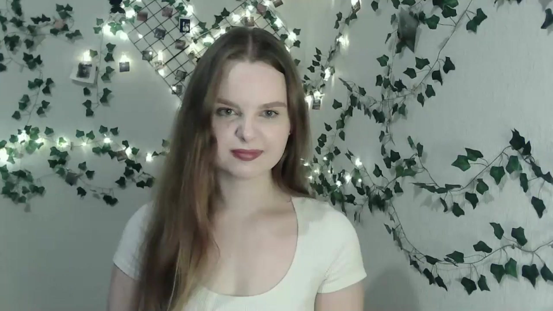 Gallery image thumbnail from New_Lina's myfreecams stream on, 01/28/2025, 22:37 image 6 of 20