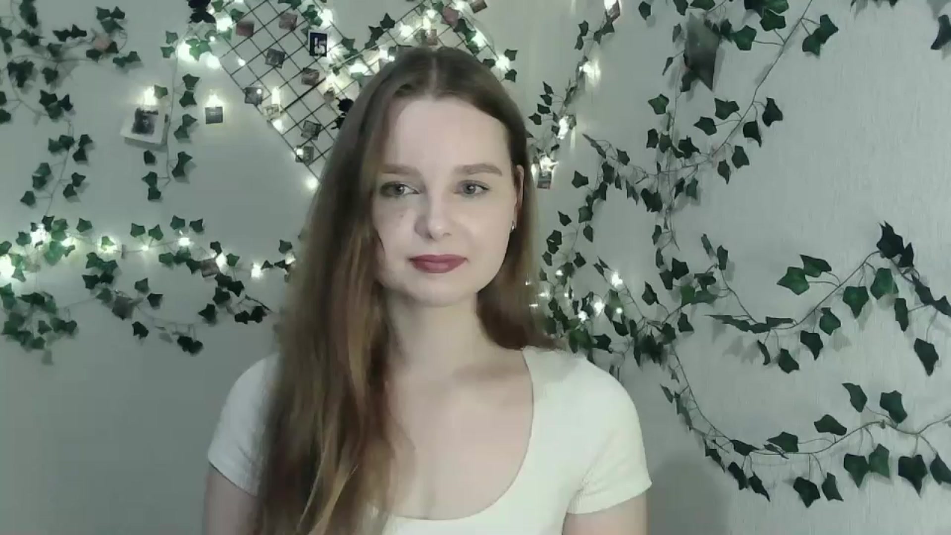Gallery image thumbnail from New_Lina's myfreecams stream on, 01/28/2025, 22:37 image 18 of 20