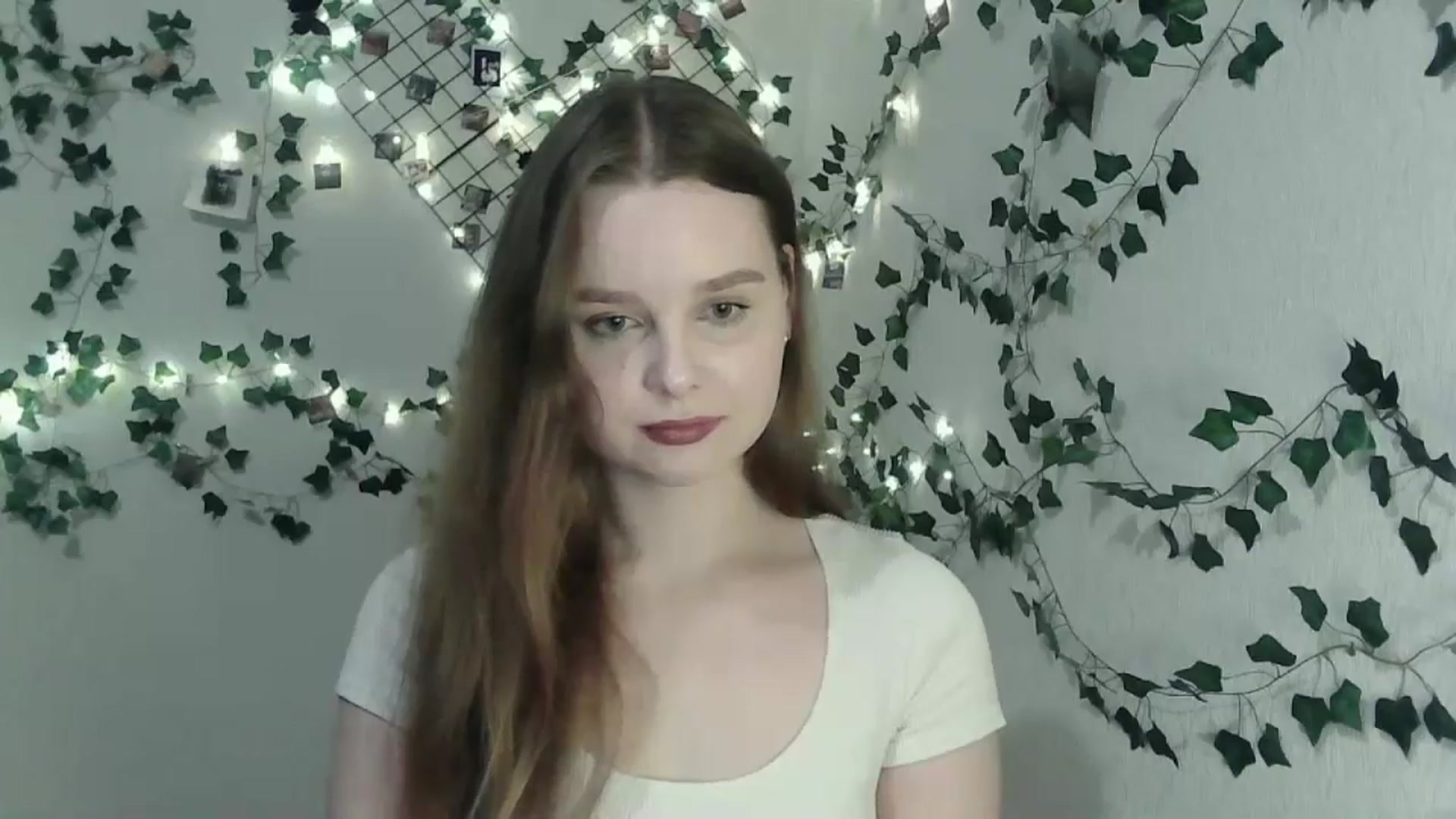 Gallery image thumbnail from New_Lina's myfreecams stream on, 01/28/2025, 22:37 image 13 of 20