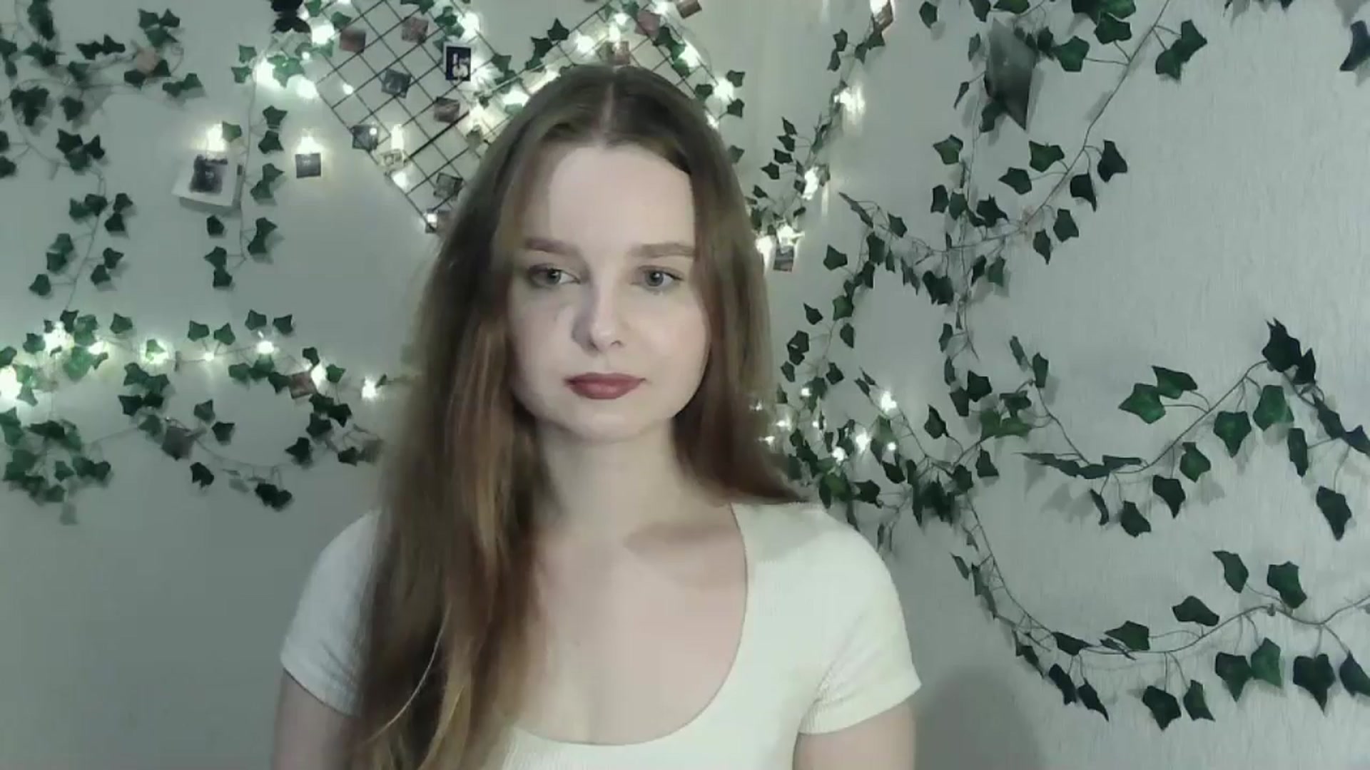 Gallery image thumbnail from New_Lina's myfreecams stream on, 01/28/2025, 22:37 image 7 of 20